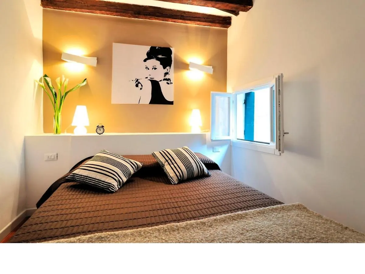 Apartment Vivaldi Room - Biennale By Wonderful Italy Venedig